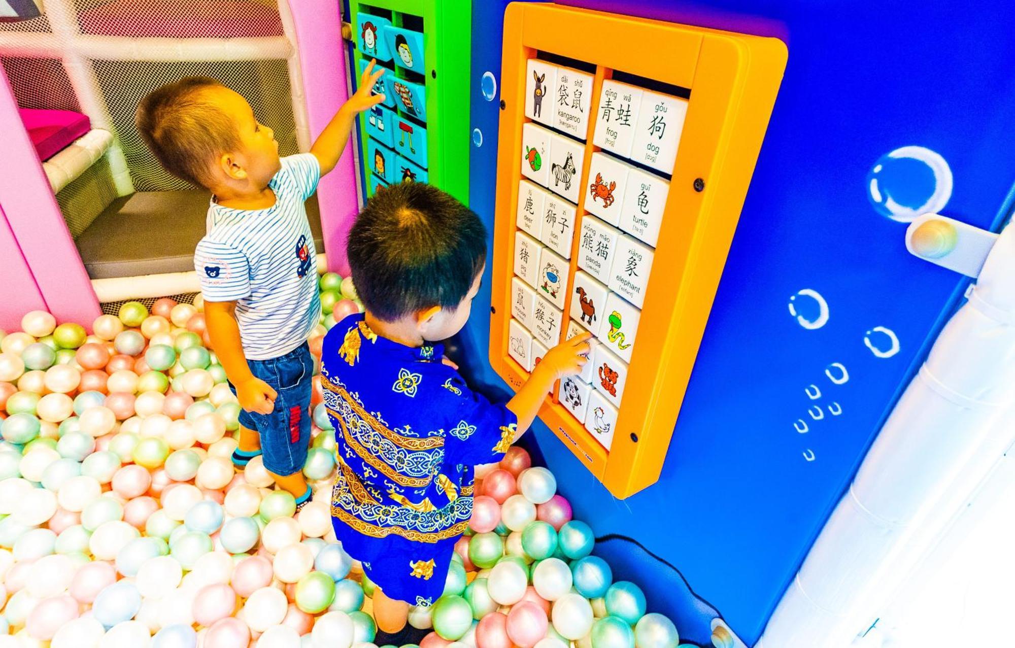 Have Fun Hotel Luodong Bagian luar foto