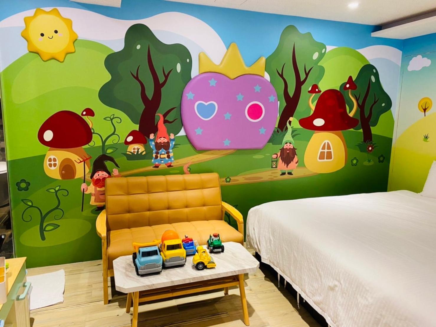Have Fun Hotel Luodong Bagian luar foto