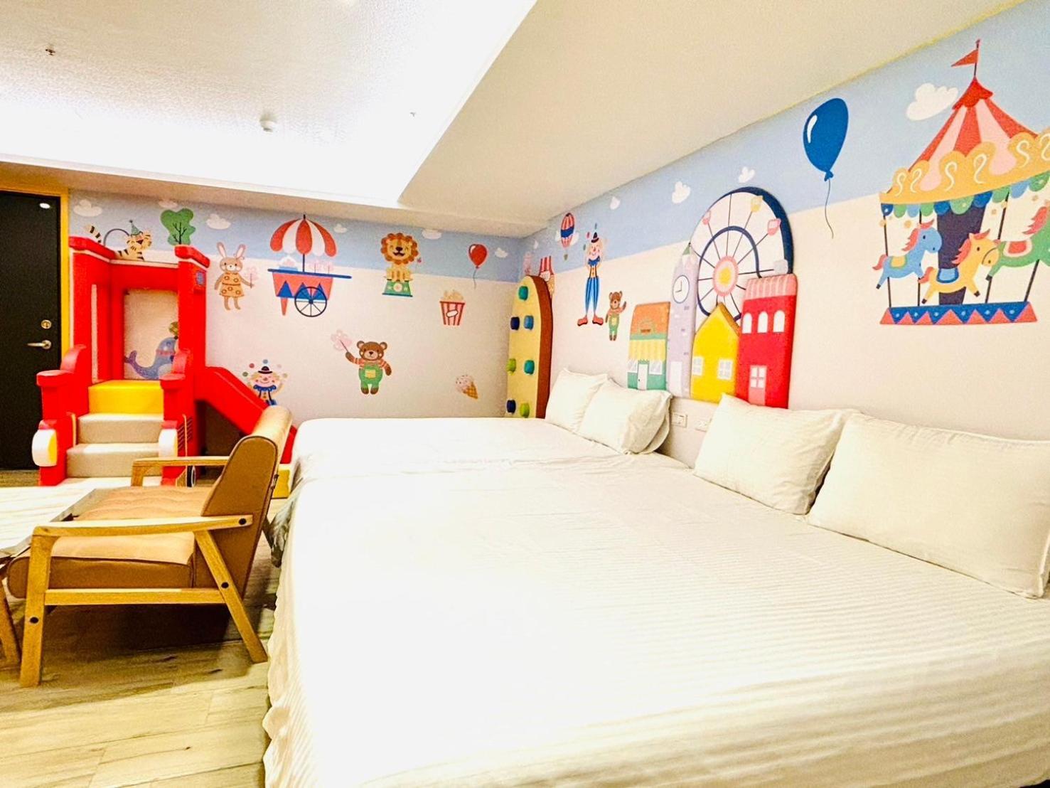 Have Fun Hotel Luodong Bagian luar foto