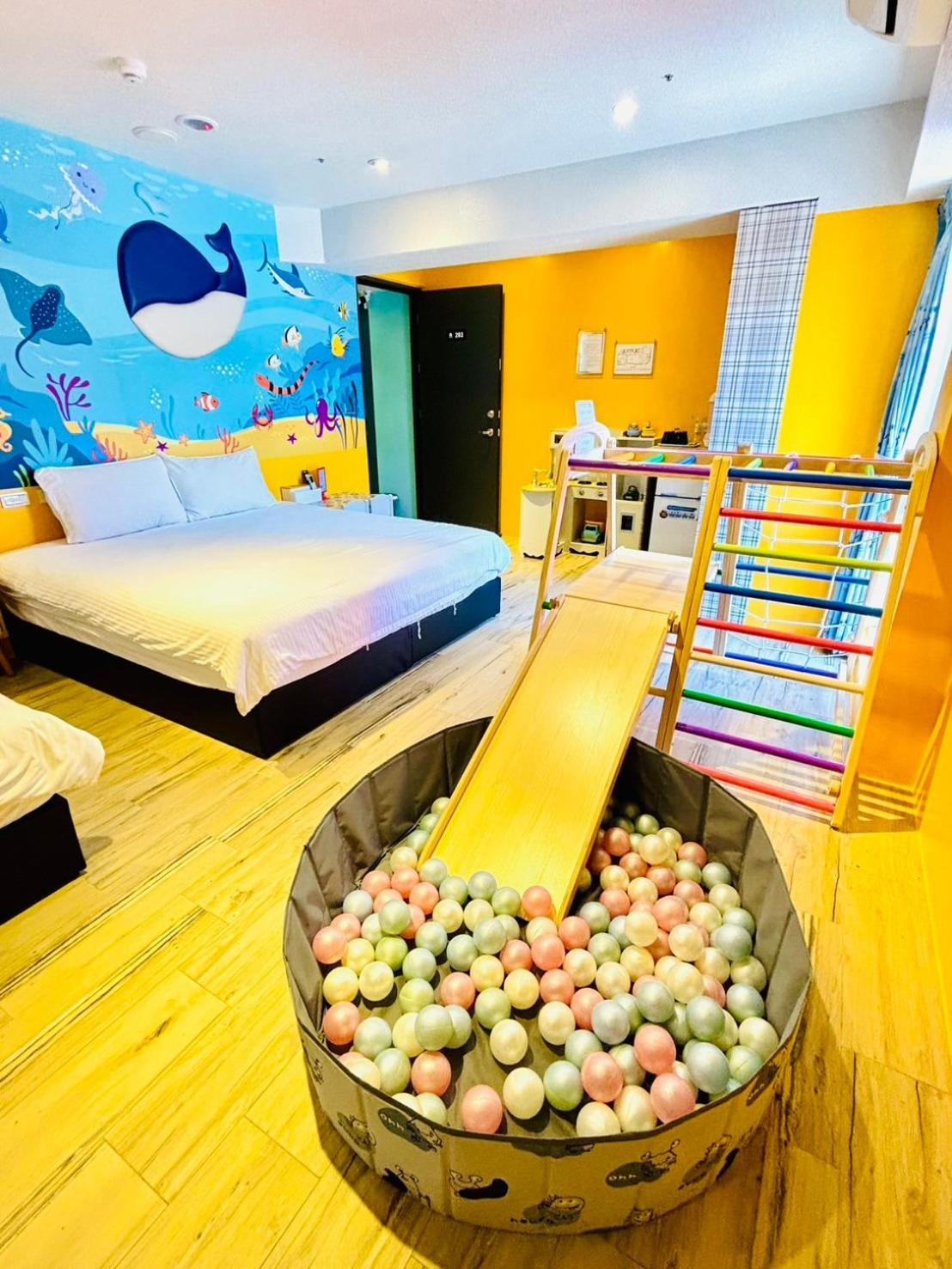 Have Fun Hotel Luodong Bagian luar foto